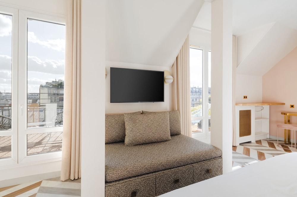 Sonder Atala Champs-élysées Hotel 4*